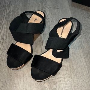 American Eagle Wedges